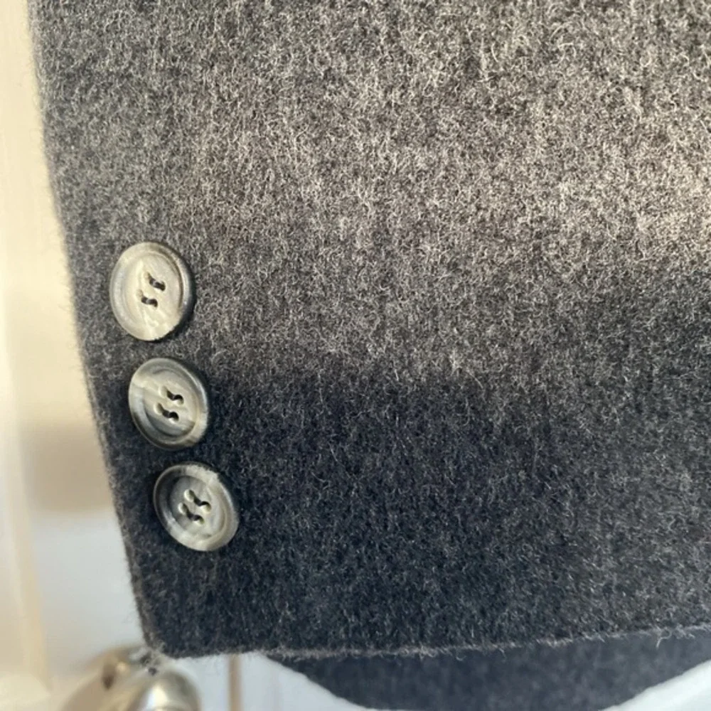 Wool & Cashmere Men's Suit Jkt 43,‎ 31 L, 38 Shoulder, 40 Waist. 3631